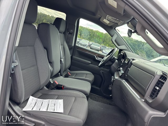 Used 2024 Chevrolet Silverado 1500 LT AWD/4WD image 11