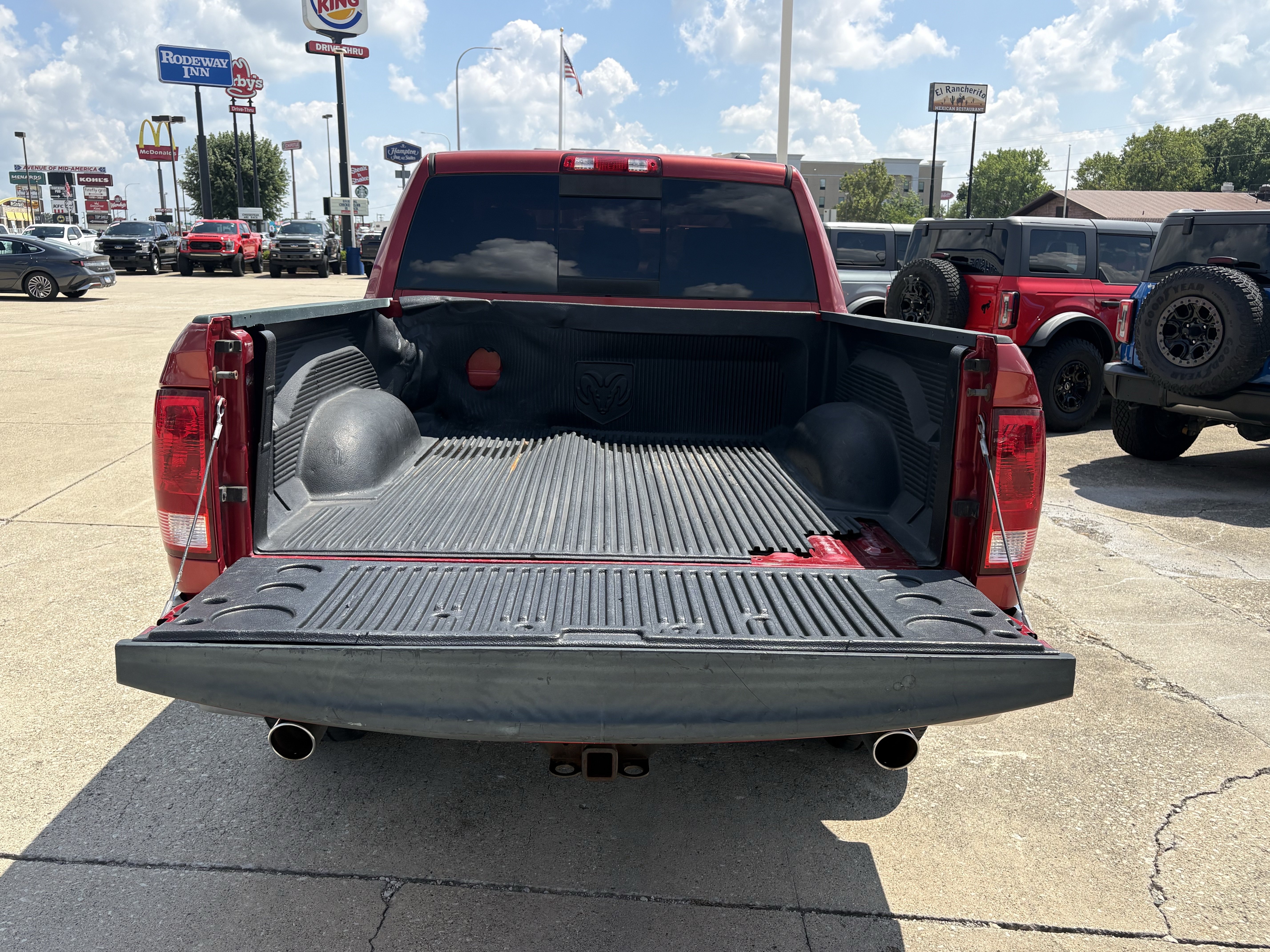 Used 2010 Dodge Ram 1500 Truck Laramie AWD/4WD image 8
