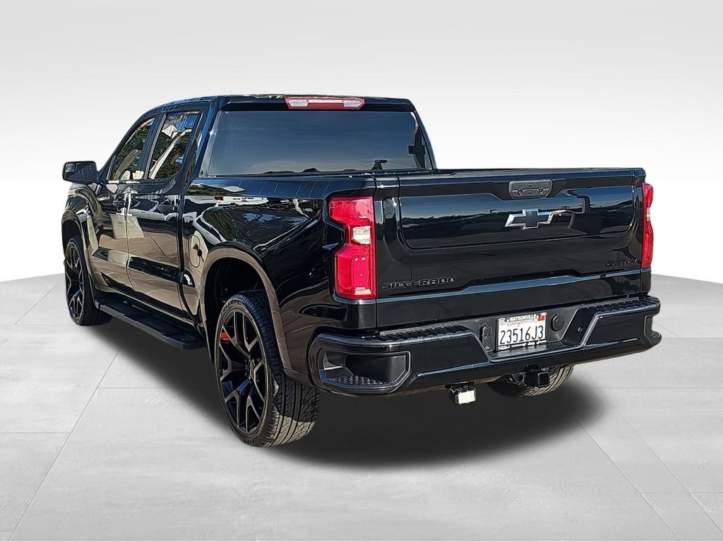 Used 2021 Chevrolet Silverado 1500 Custom w/ LPO, Dark Essentials Package image 5
