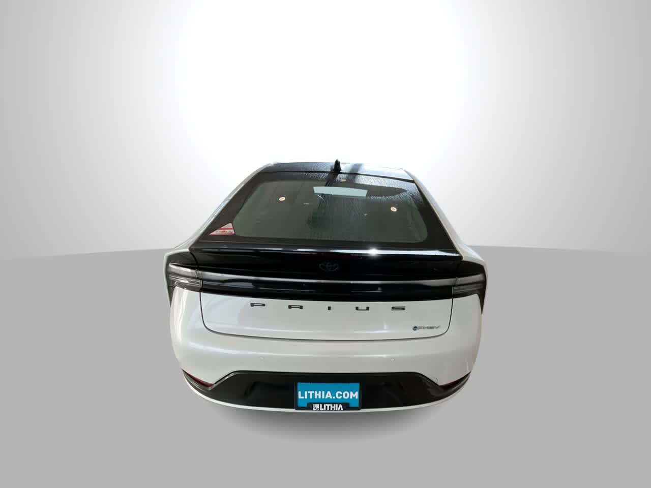 Used 2026 Toyota Prius Plug-In Hybrid FWD image 7
