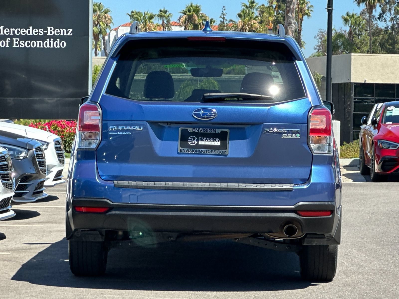 Used 2017 Subaru Forester 2.5i Touring AWD/4WD image 4
