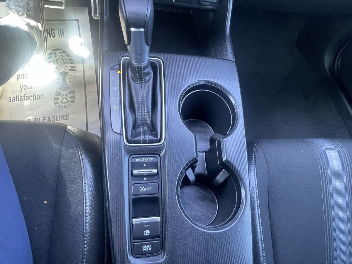 Used 2024 Honda Civic Sport image 29