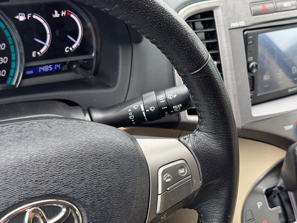Used 2011 Toyota Venza AWD w/ Premium Pkg #2 image 29