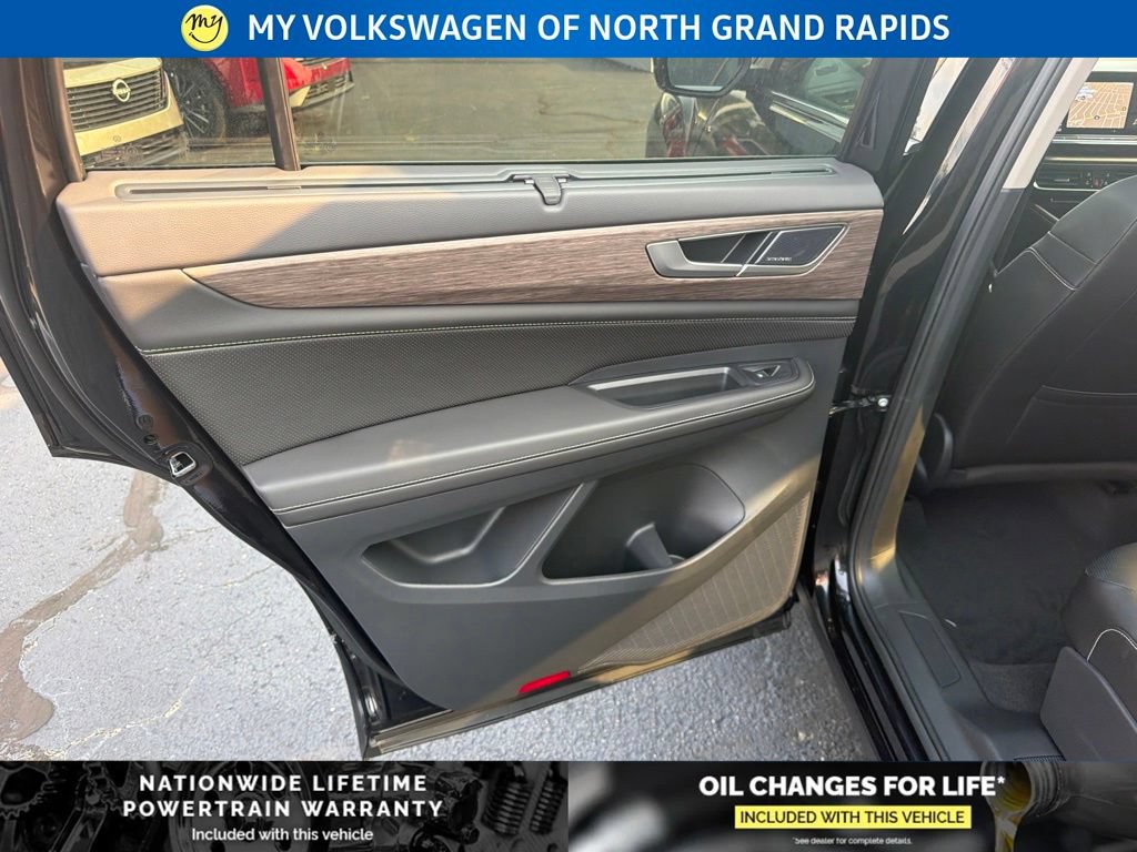 New 2026 Volkswagen Atlas SEL Premium R-Line AWD/4WD image 18