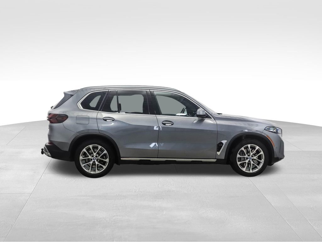 Certified 2024 BMW X5 xDrive50e image 6