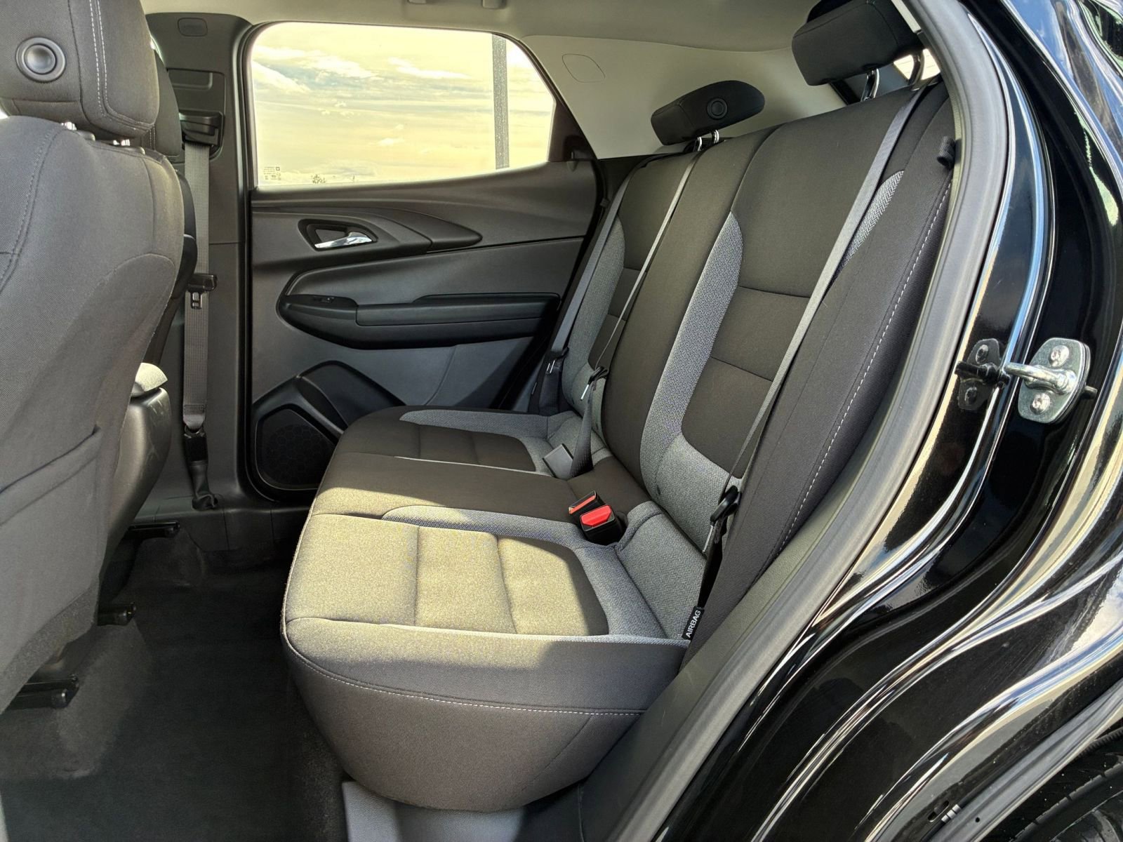 Used 2025 Chevrolet TrailBlazer LT image 23