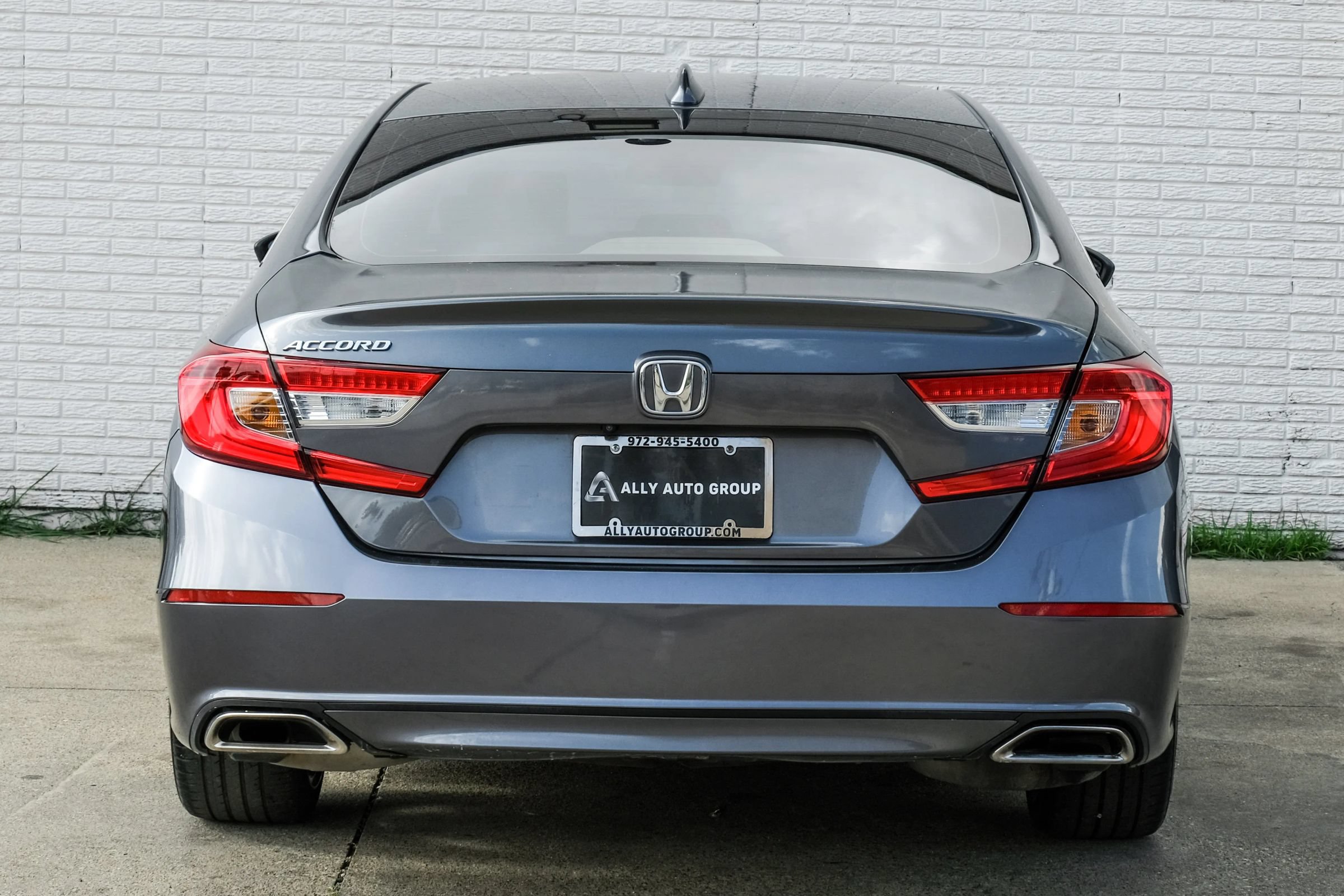 Used 2018 Honda Accord Sport image 8