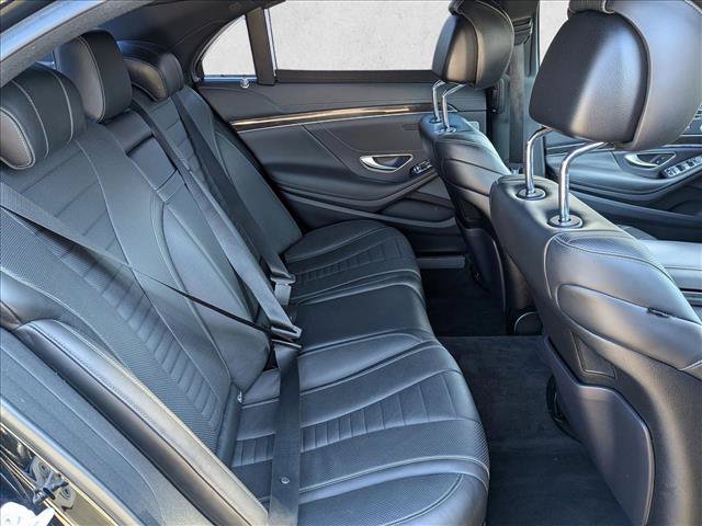 Used 2017 Mercedes-Benz S 550 Sedan image 22