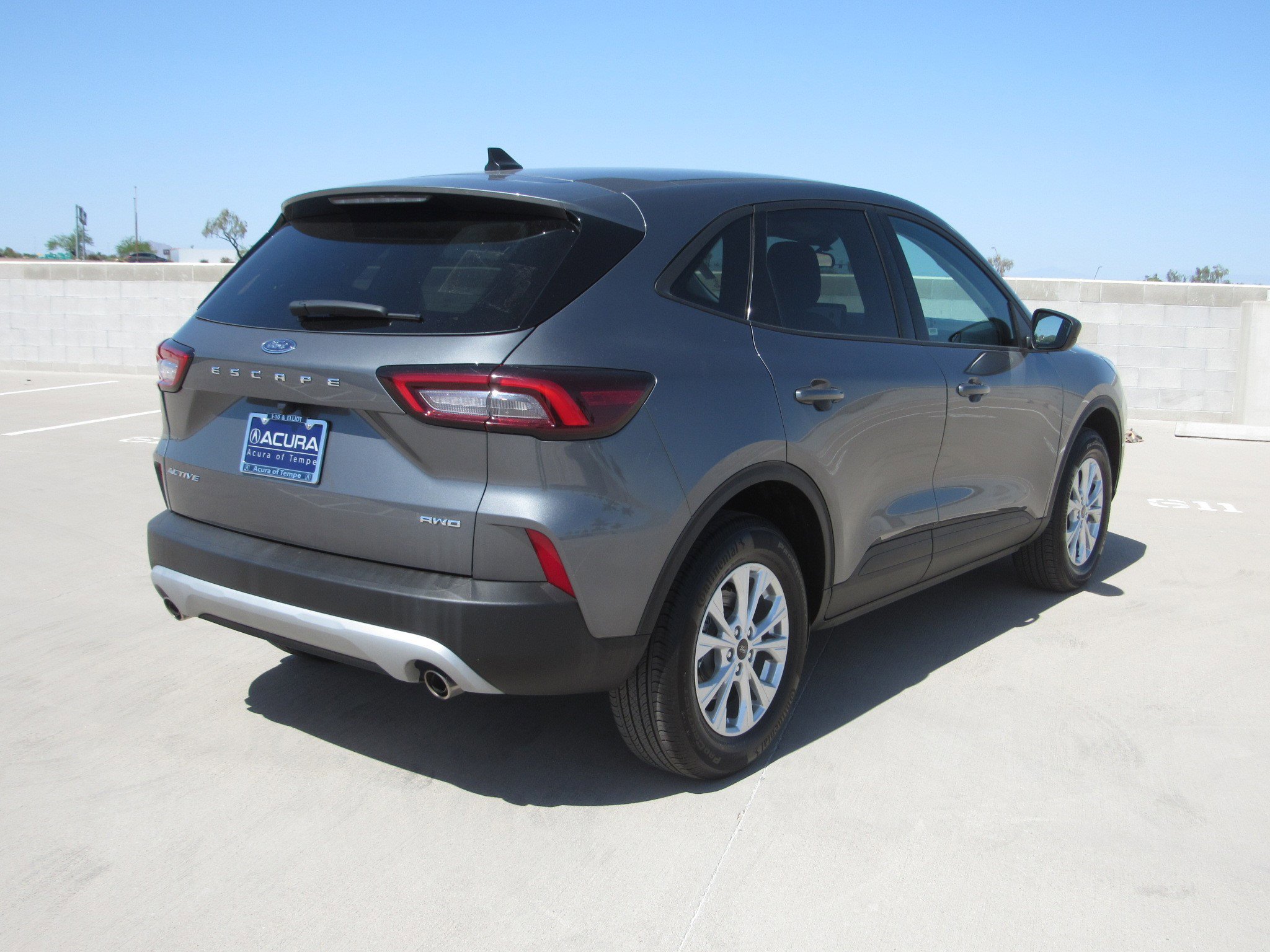 Used 2025 Ford Escape Active AWD/4WD image 5
