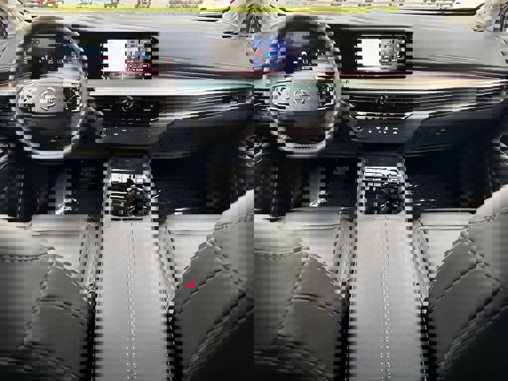 Used 2025 Nissan Murano SL image 18