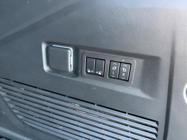 Certified 2023 Chevrolet Tahoe Z71 w/ Z71 Off-Road Package image 36