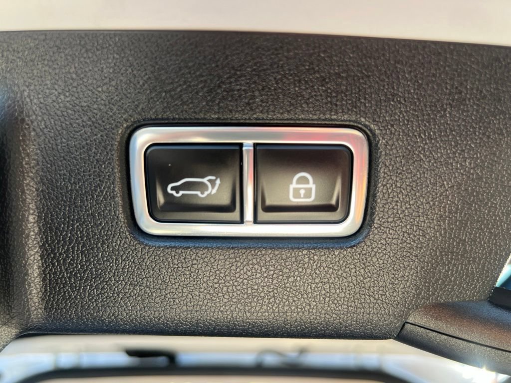 Used 2023 Kia Sorento EX w/ Panoramic Sunroof Package FWD image 50