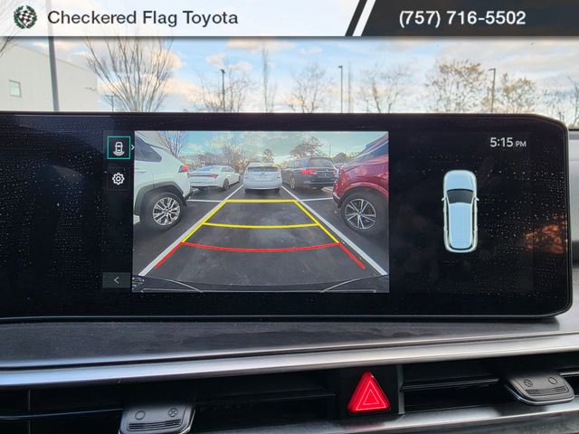 Used 2024 Kia Sorento S image 16