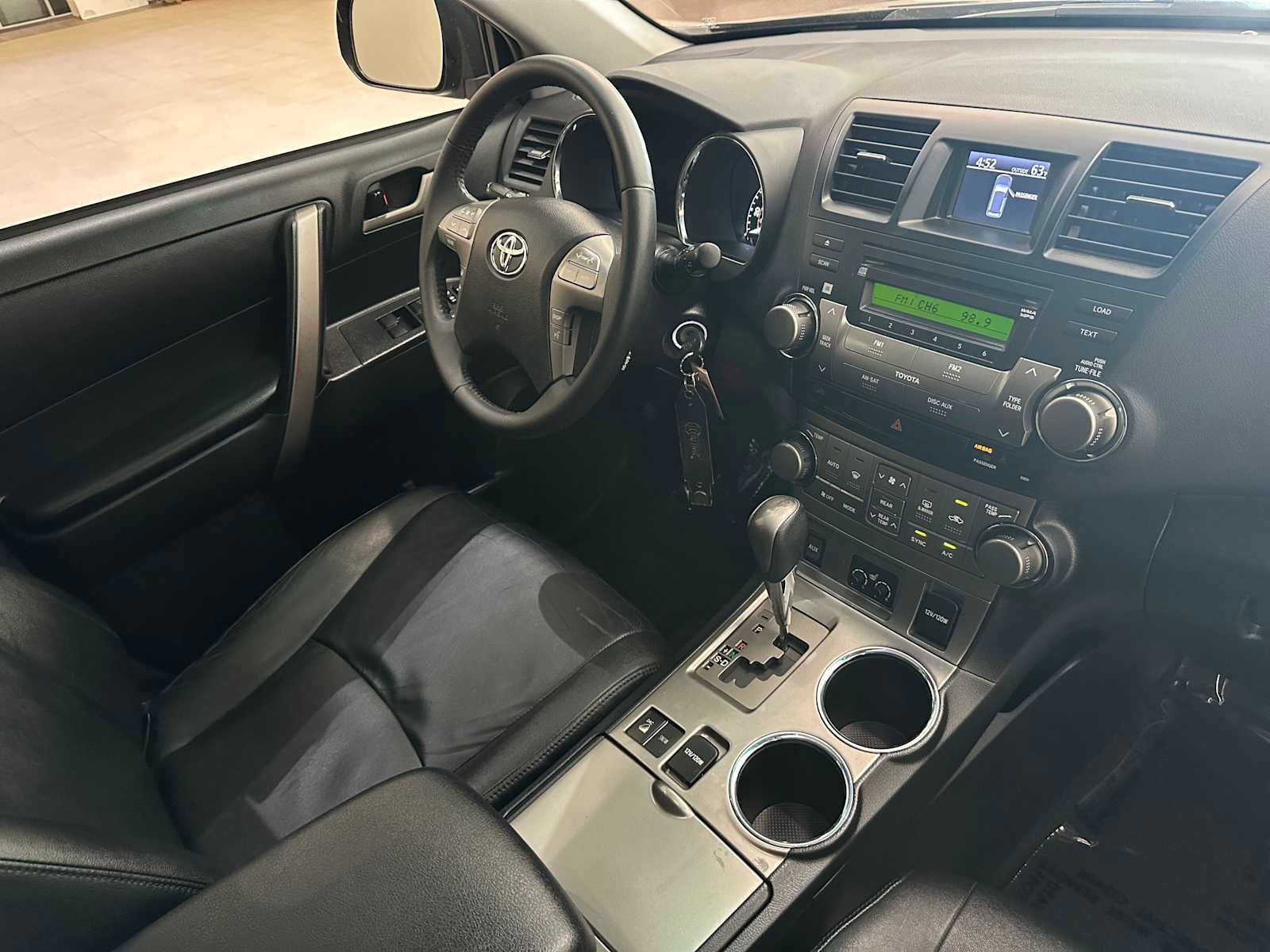 Used 2009 Toyota Highlander Sport image 28