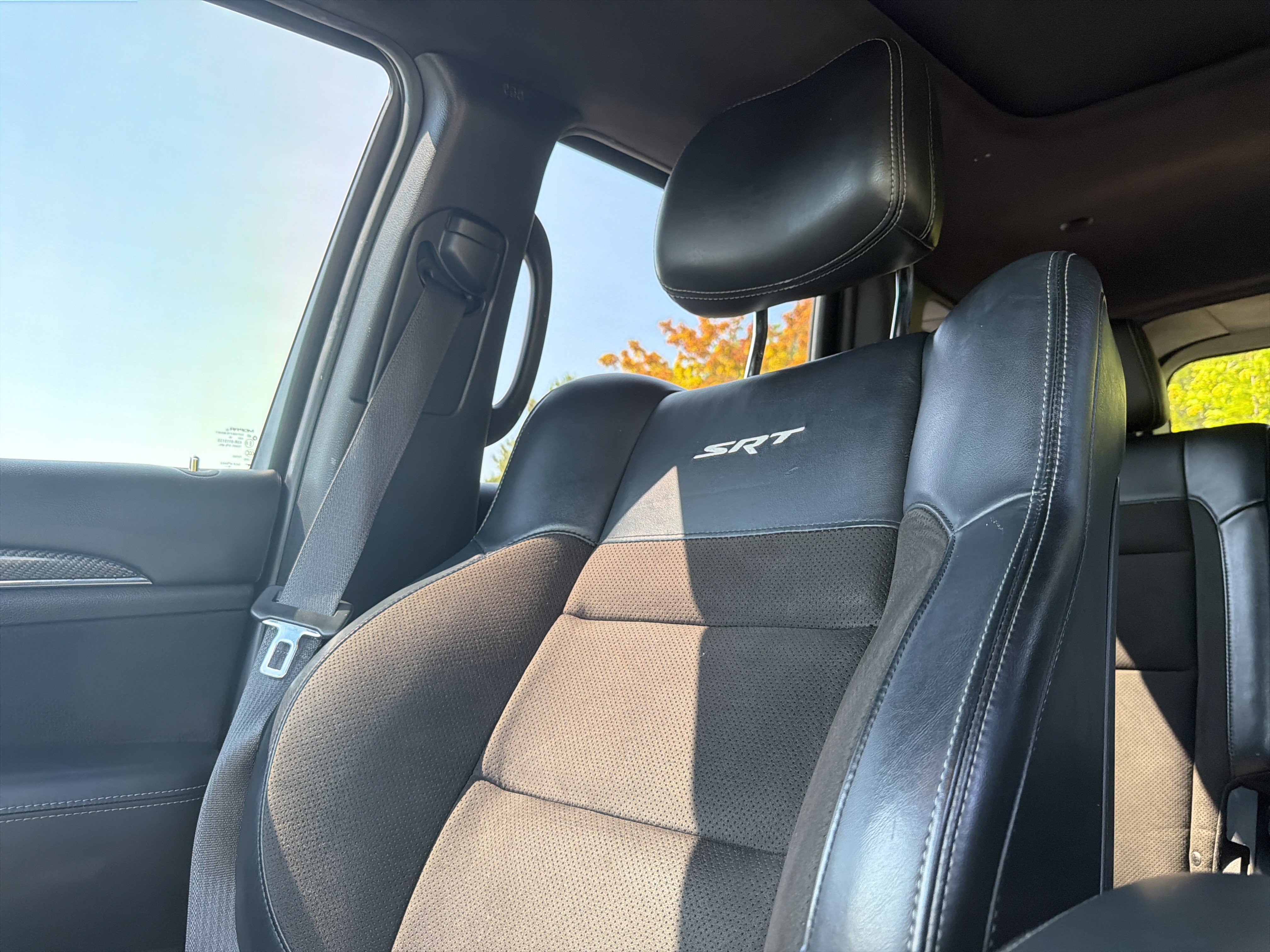 Used 2019 Jeep Grand Cherokee SRT AWD/4WD image 23