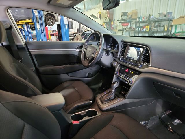 Used 2017 Hyundai Elantra Value Edition w/ Cargo Package FWD image 19