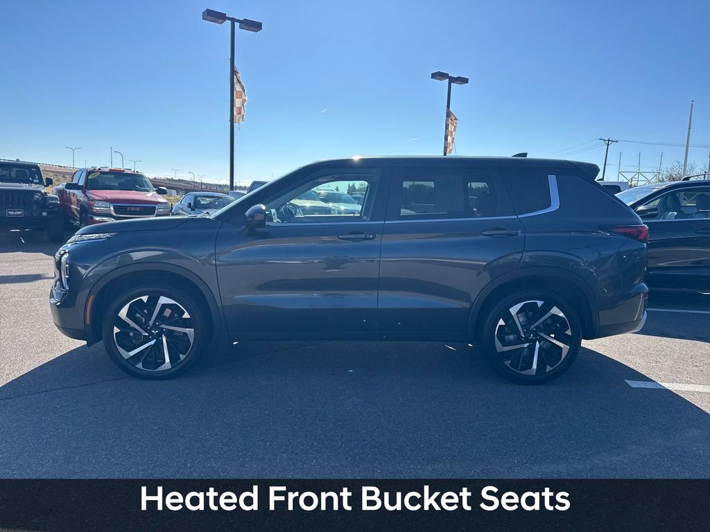 Used 2024 Mitsubishi Outlander SE AWD/4WD image 15