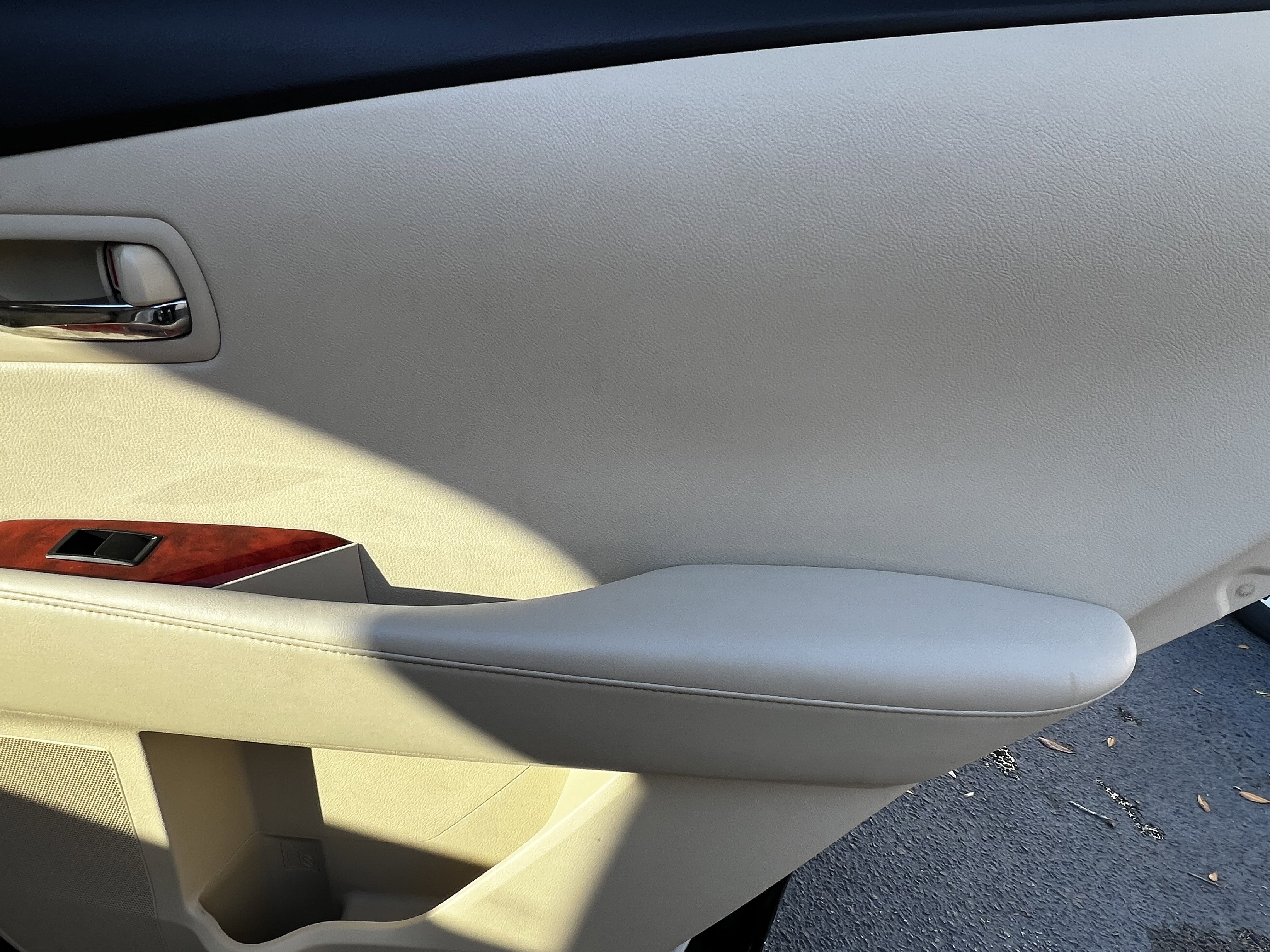 Used 2010 Lexus RX 350 image 39