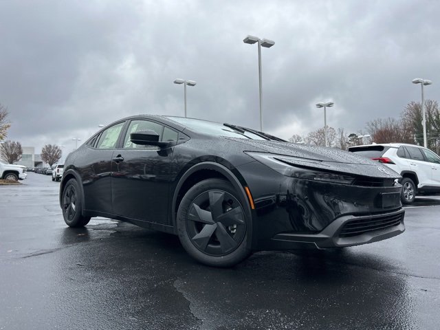 New 2026 Toyota Prius LE image 3