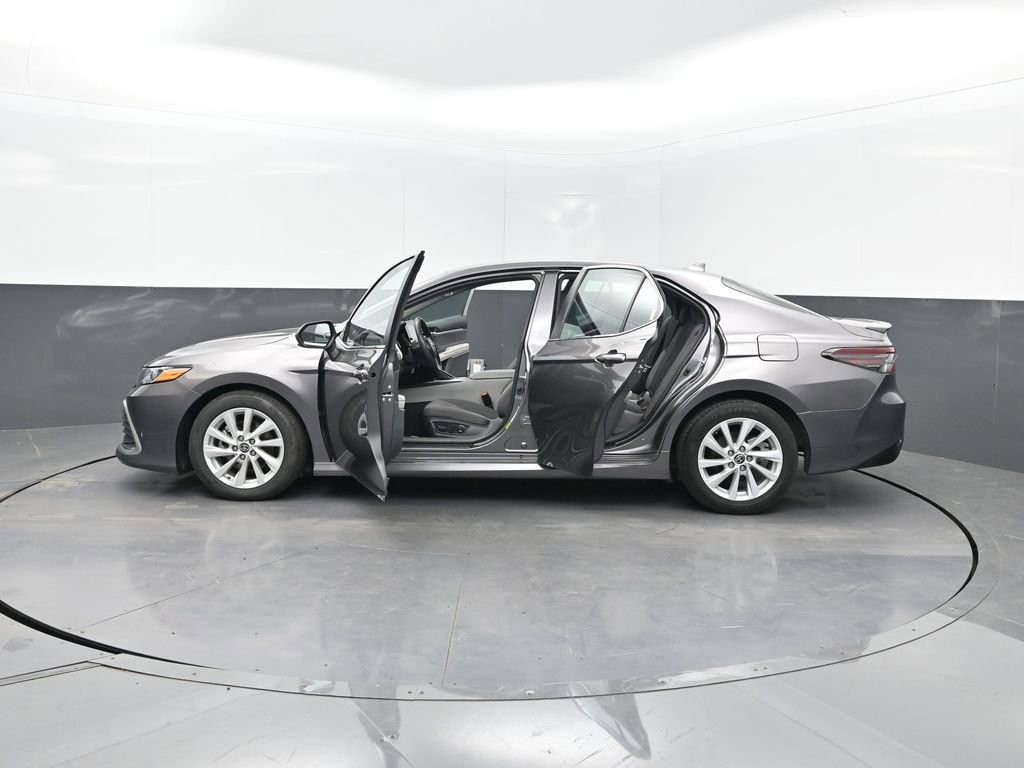 Used 2023 Toyota Camry LE FWD image 26
