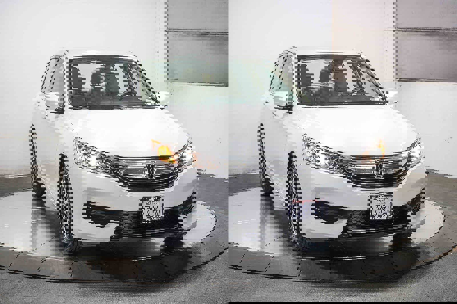 Used 2017 Honda Accord LX image 2