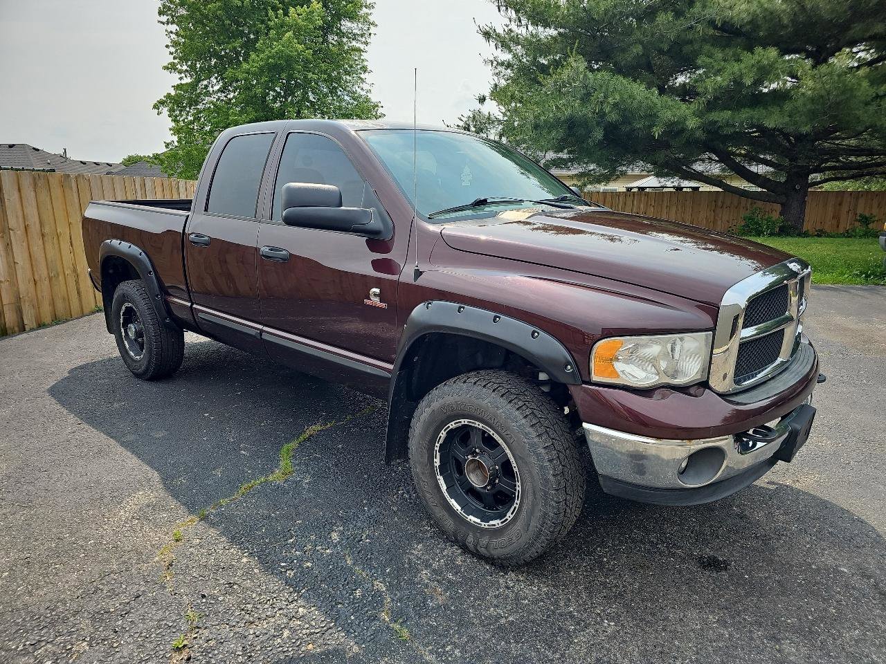 Used 2005 Dodge Ram 2500 Truck SLT w/ Quad Cab Big Horn Value Group AWD/4WD image 2