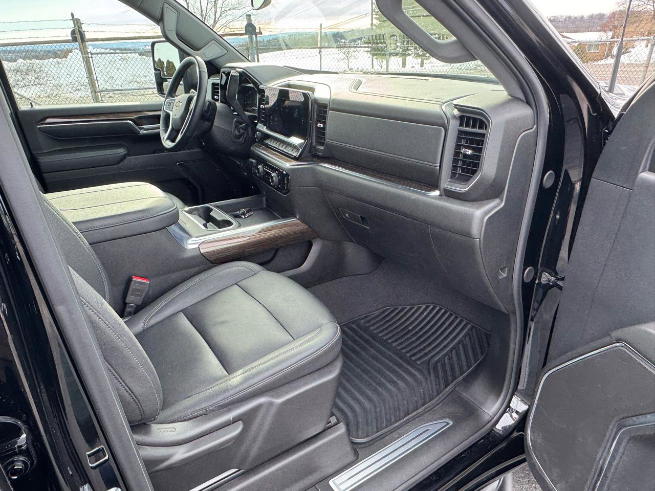 Used 2024 Chevrolet Silverado 2500 LT w/ All Star Edition image 20