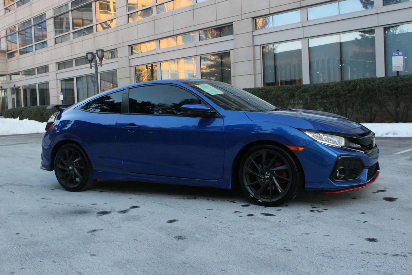 Used 2018 Honda Civic Si image 2