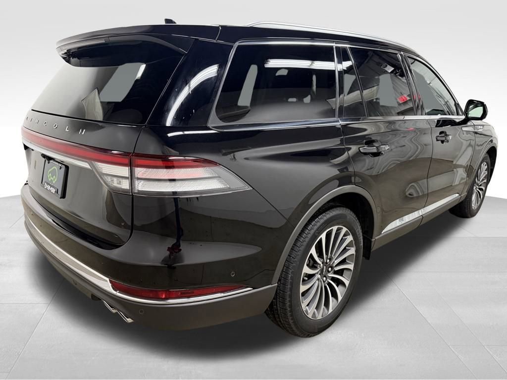 Used 2024 Lincoln Aviator Reserve image 10