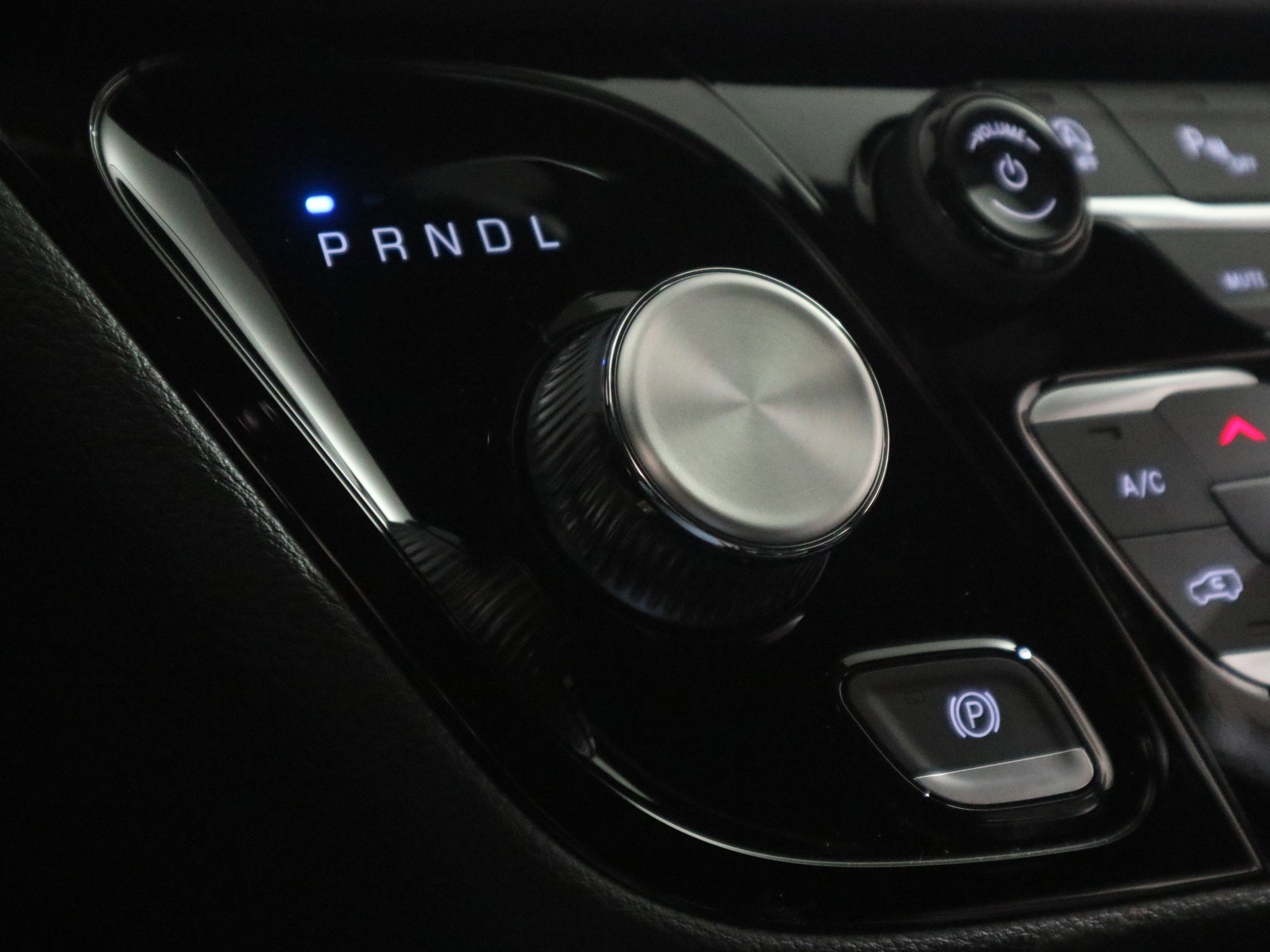 New 2026 Chrysler Pacifica Select image 28