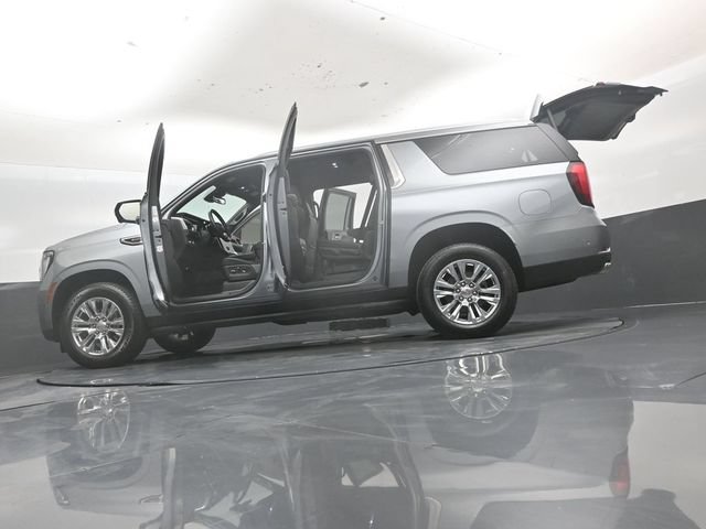 Used 2025 GMC Yukon XL Denali AWD/4WD image 57