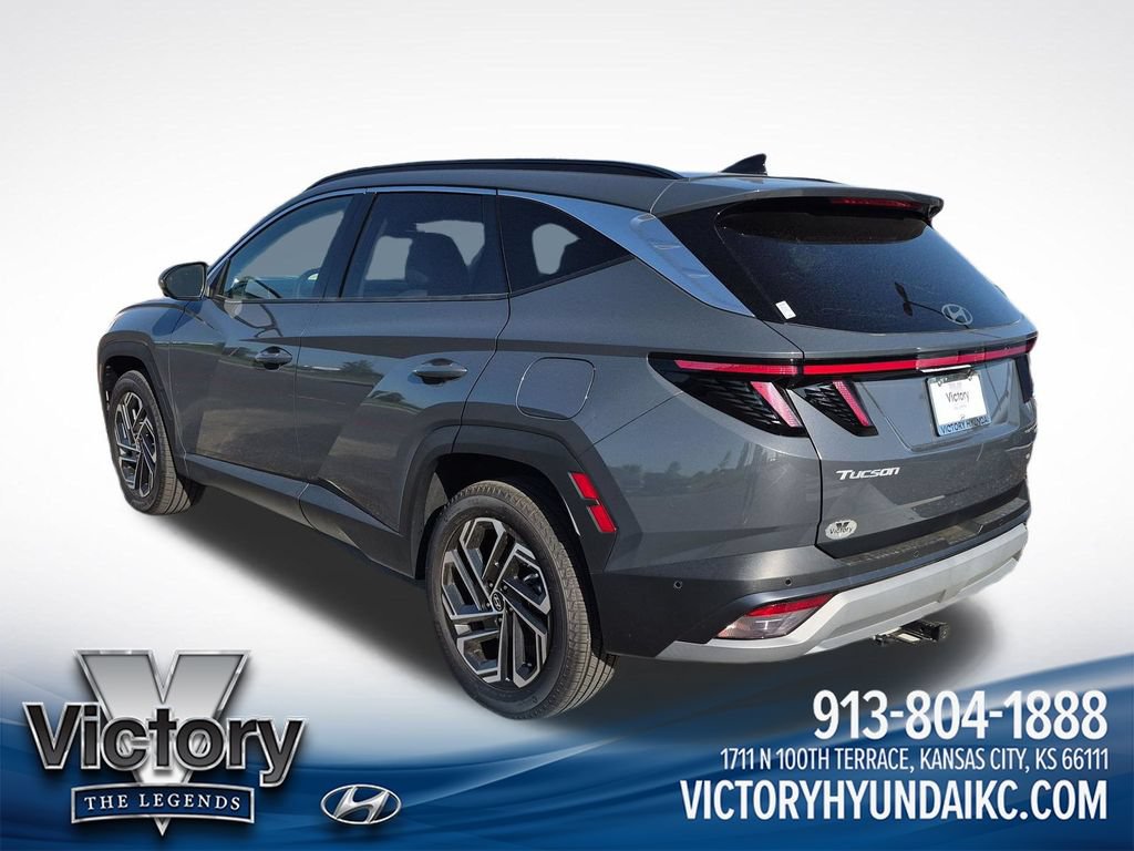 Used 2025 Hyundai Tucson Limited AWD/4WD image 3