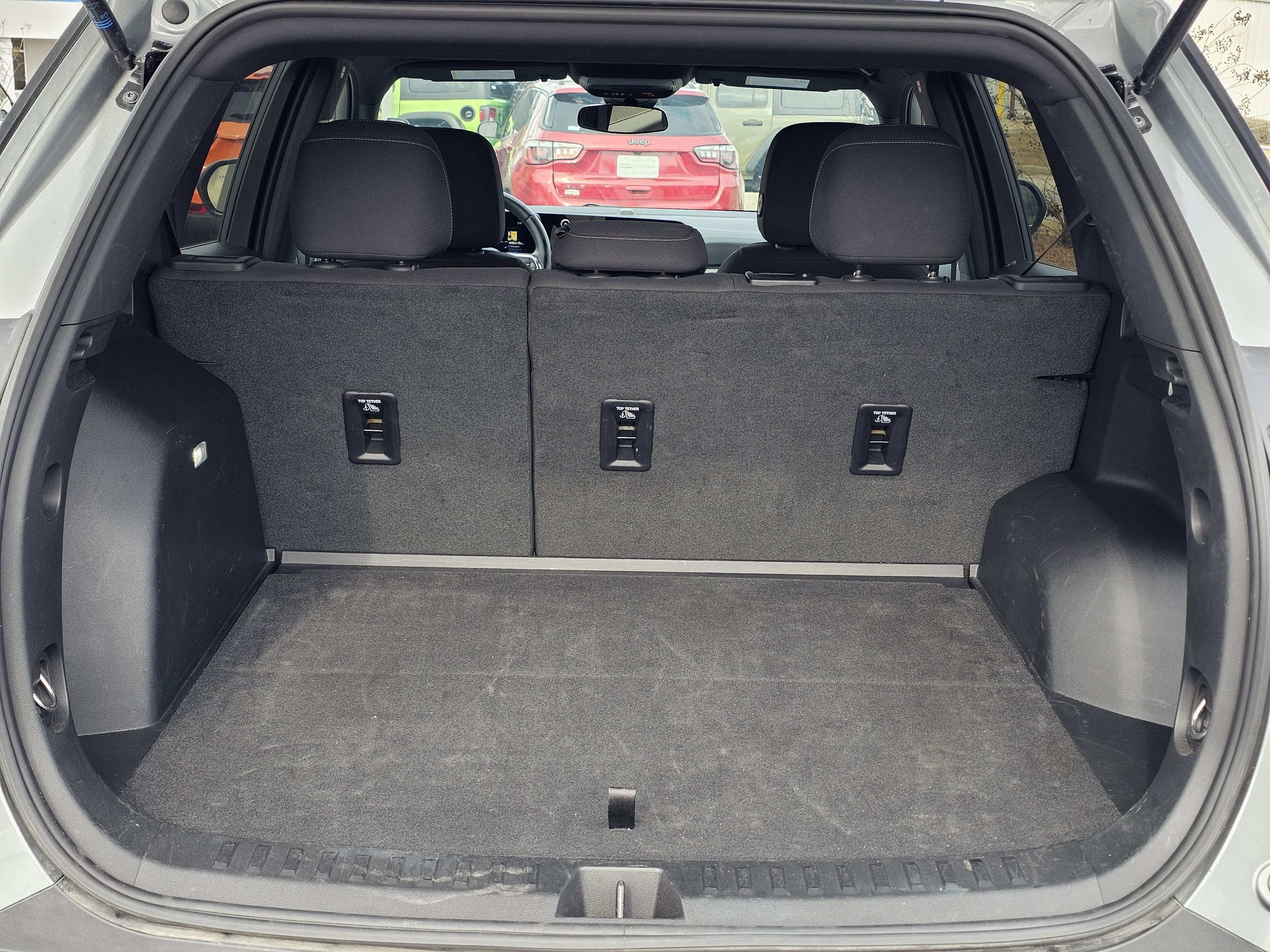 Used 2025 Chevrolet Equinox LT image 11