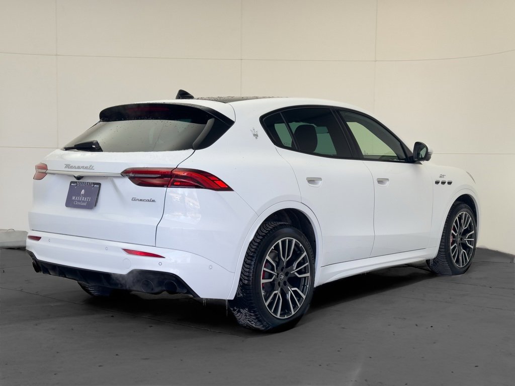 New 2024 Maserati Grecale GT image 3