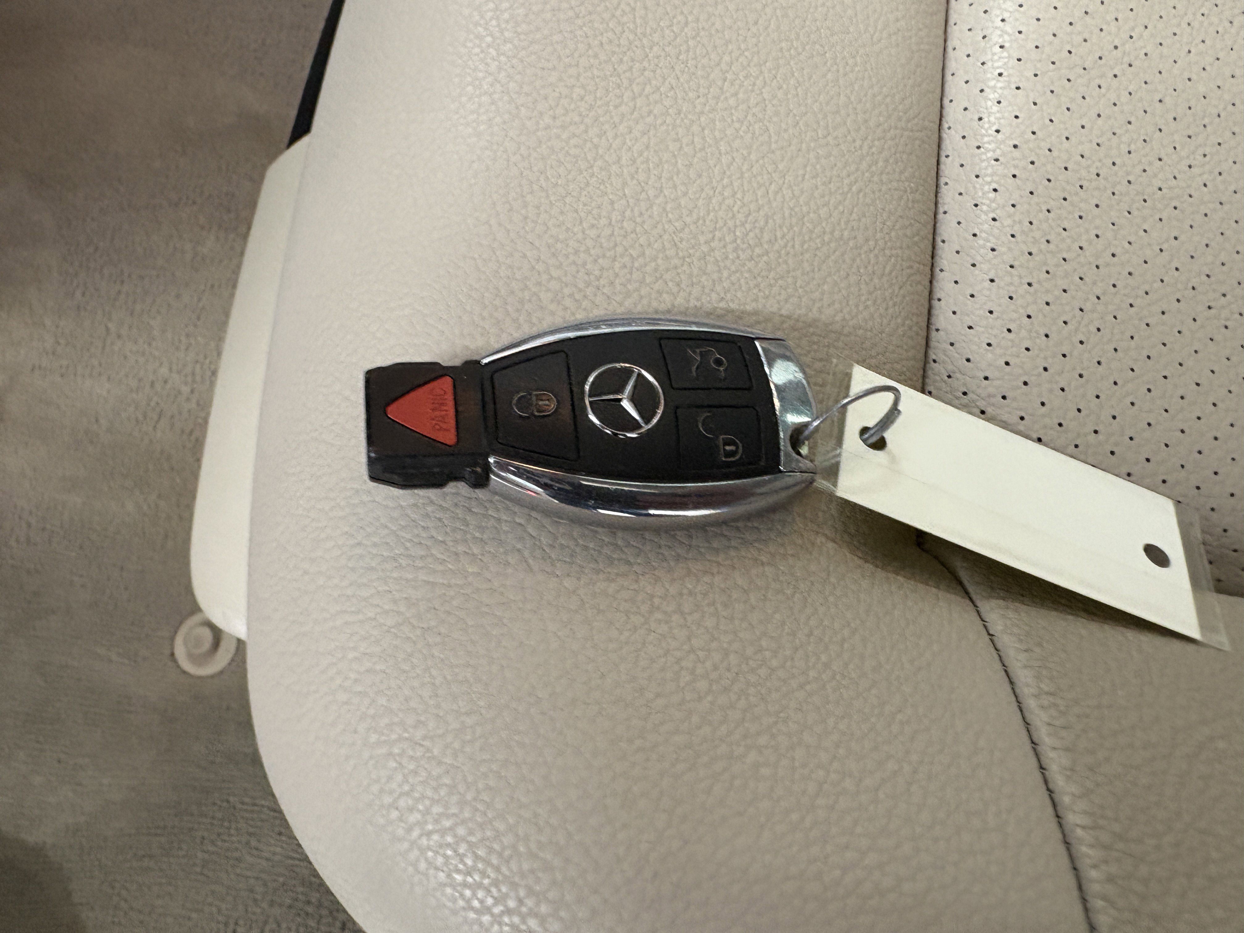 Used 2014 Mercedes-Benz E 350 4MATIC Sedan w/ Premium 1 Package image 32