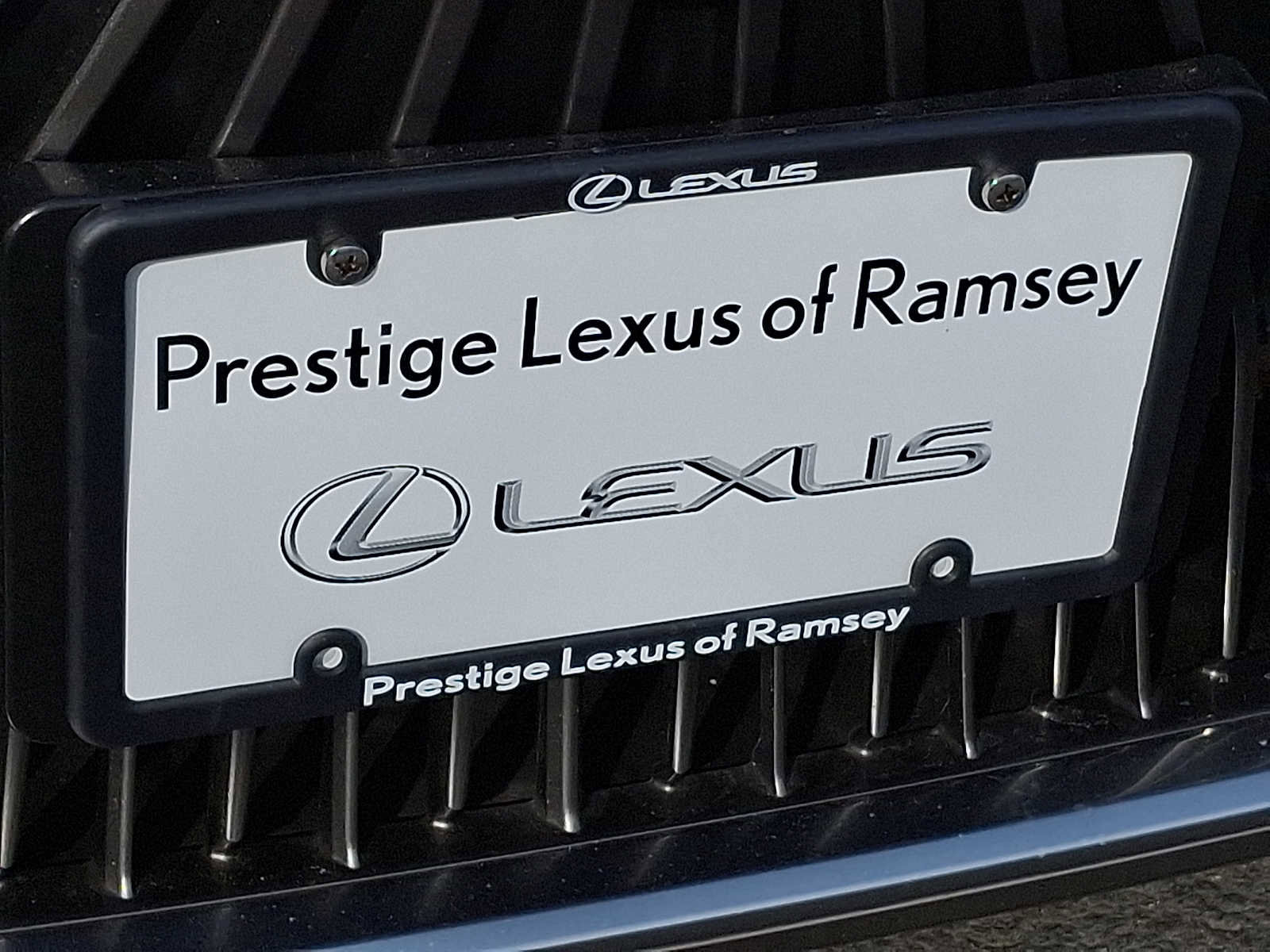 Used 2024 Lexus ES 250 w/ Premium Package image 30