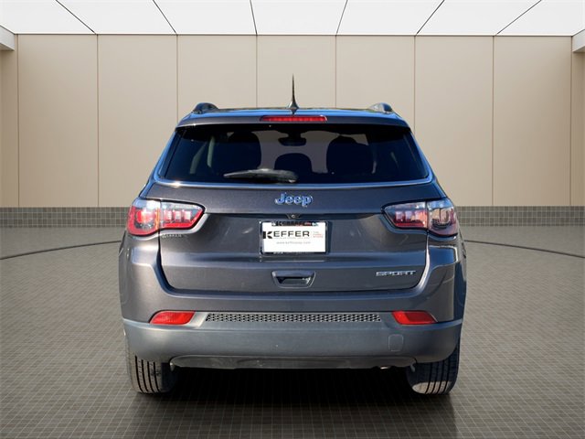 Used 2019 Jeep Compass Sport image 4