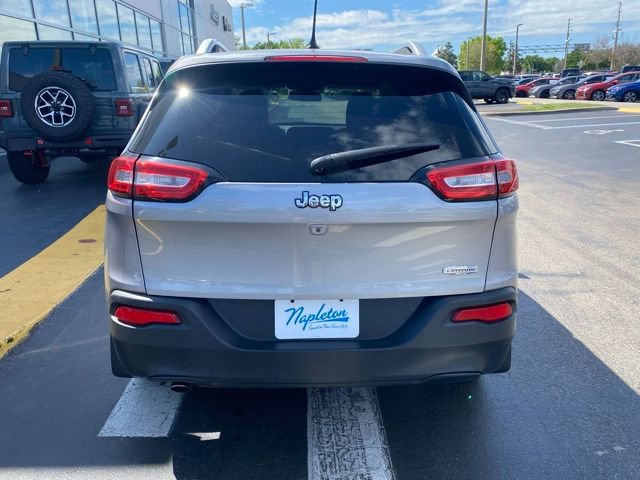 Used 2017 Jeep Cherokee Latitude w/ Comfort & Sound Group image 8