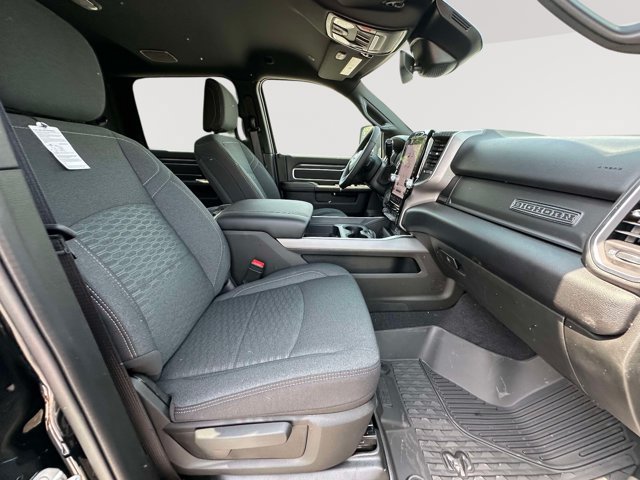 New 2026 RAM 3500 Big Horn AWD/4WD image 24