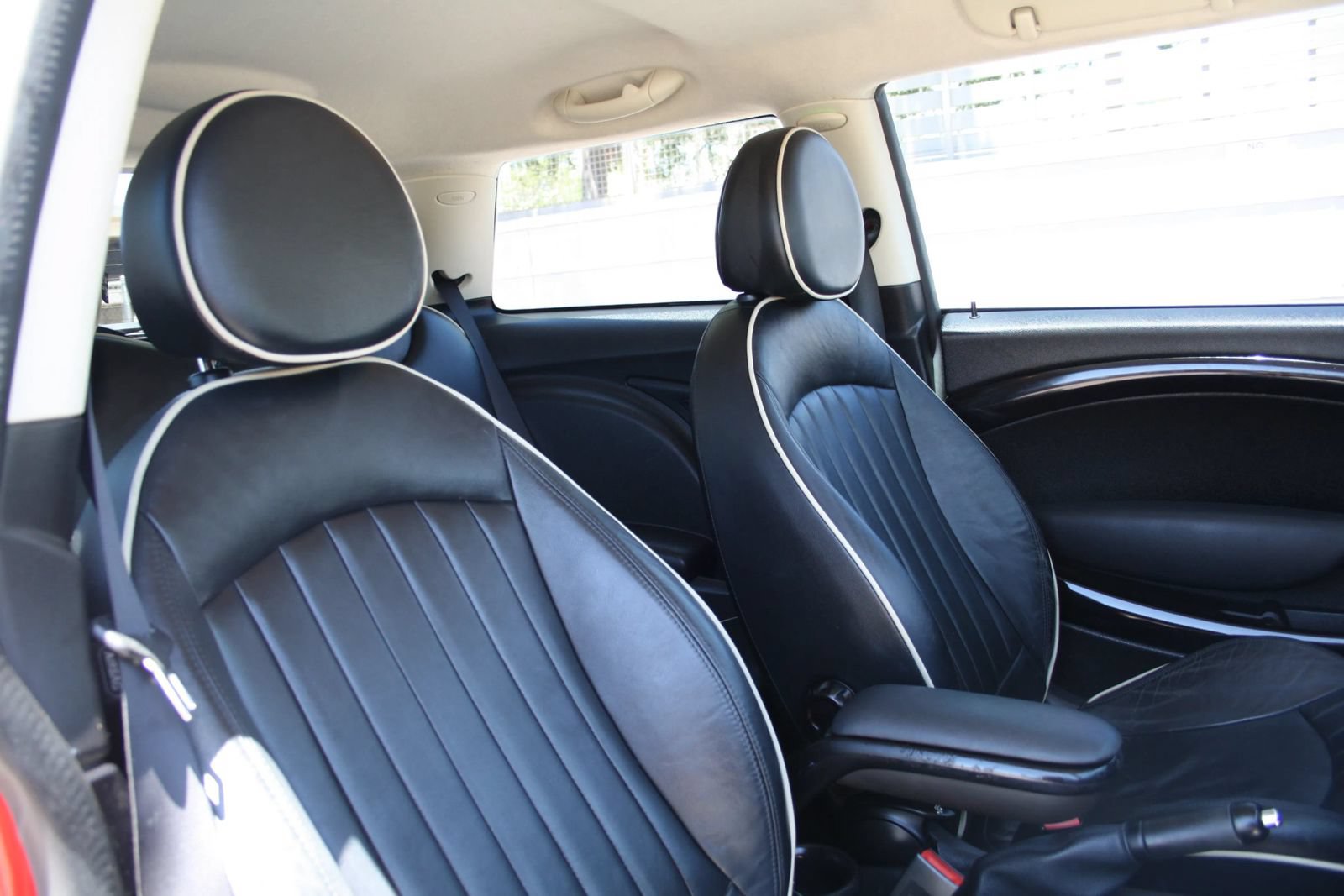 Used 2011 MINI Cooper S FWD image 10
