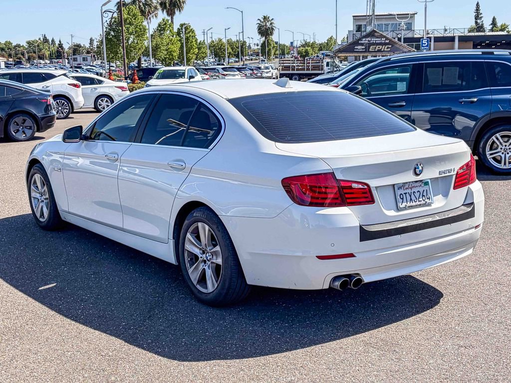 Used 2013 BMW 528i Sedan image 2