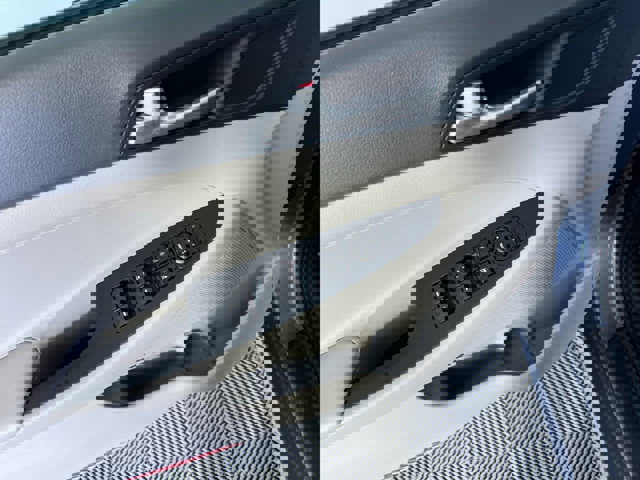 Used 2021 Hyundai Tucson Sport image 14