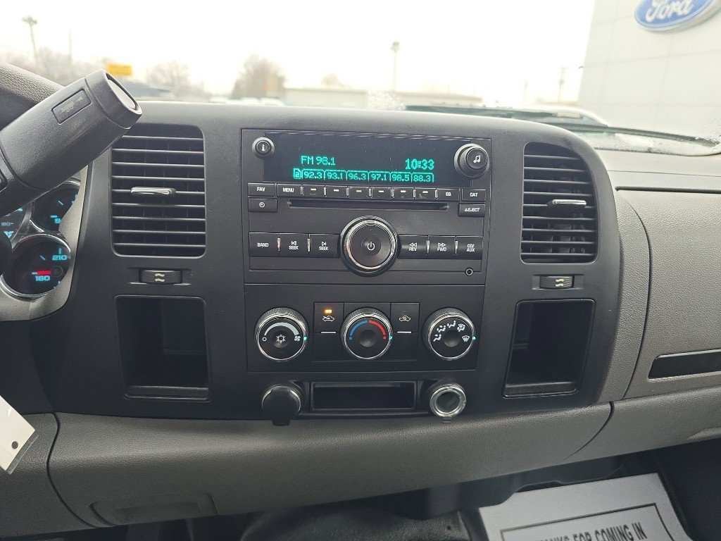 Used 2008 Chevrolet Silverado 2500 W/T image 25