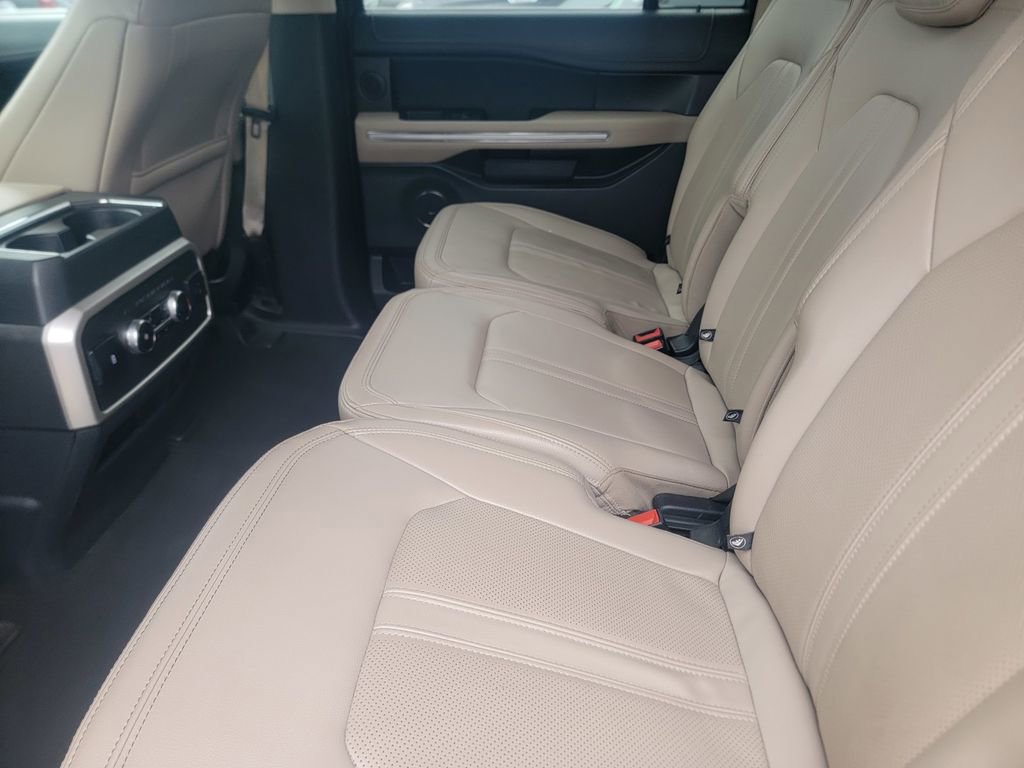 Used 2024 Ford Expedition Max Limited image 14