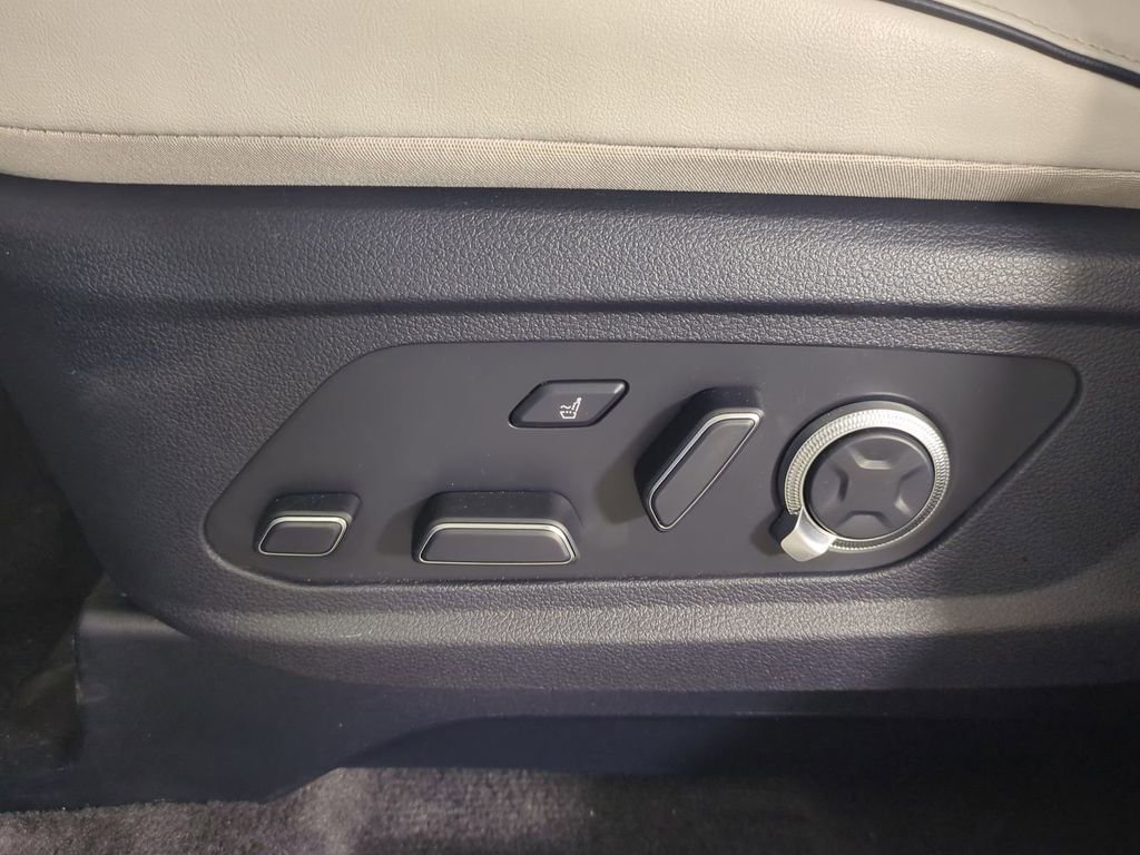 Used 2024 Hyundai Palisade Calligraphy FWD image 24