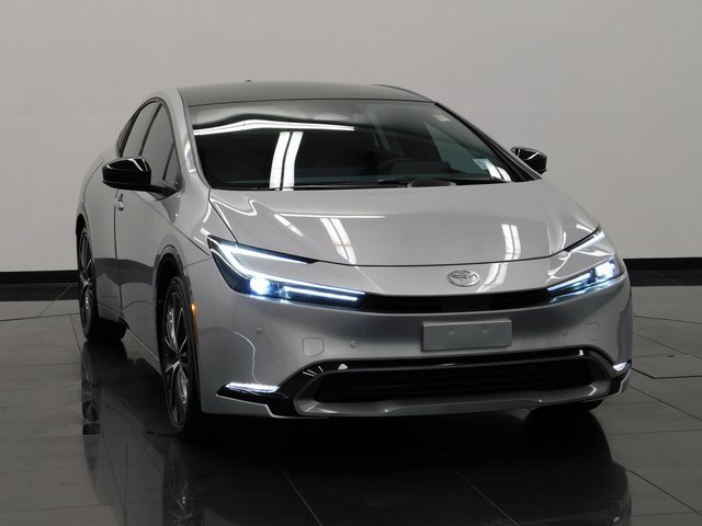 Used 2025 Toyota Prius LE