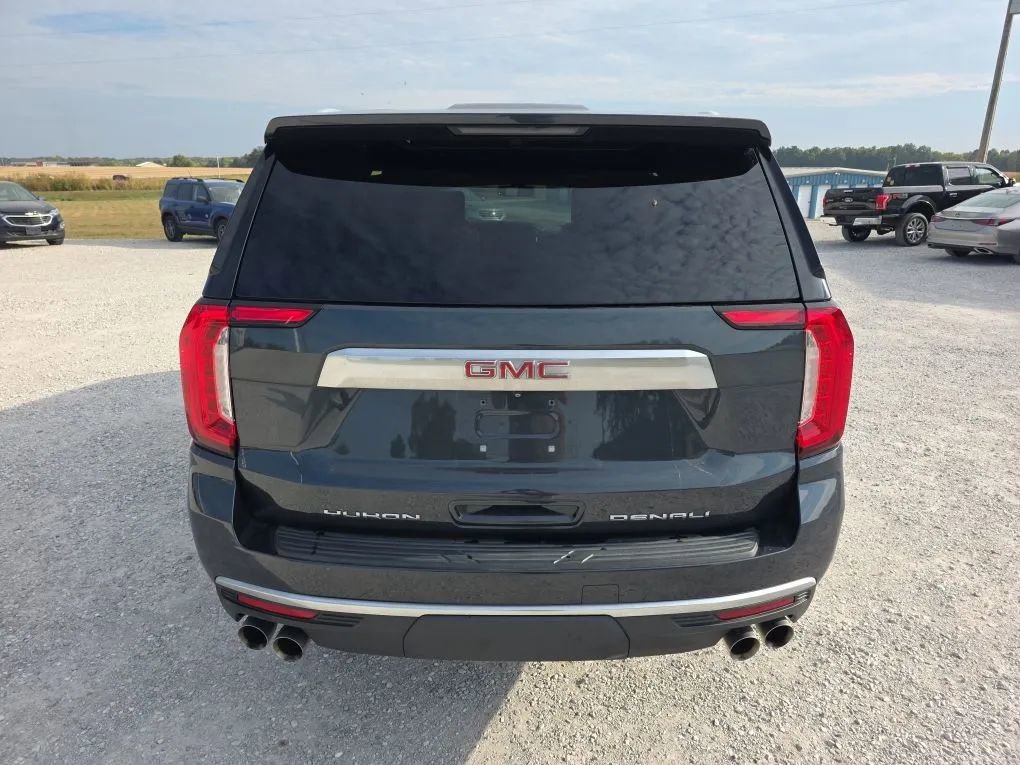 Used 2021 GMC Yukon Denali w/ LPO, Illumination Package image 4