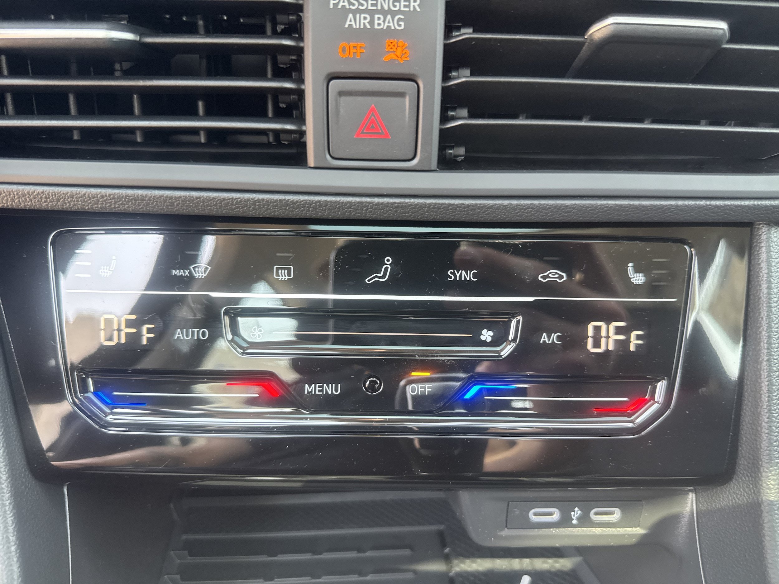 New 2026 Volkswagen Jetta SE FWD image 18