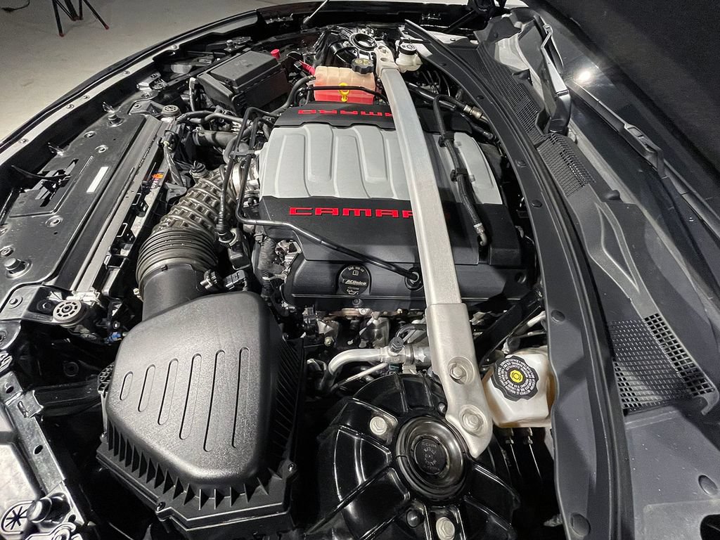 Used 2024 Chevrolet Camaro LT RWD image 29