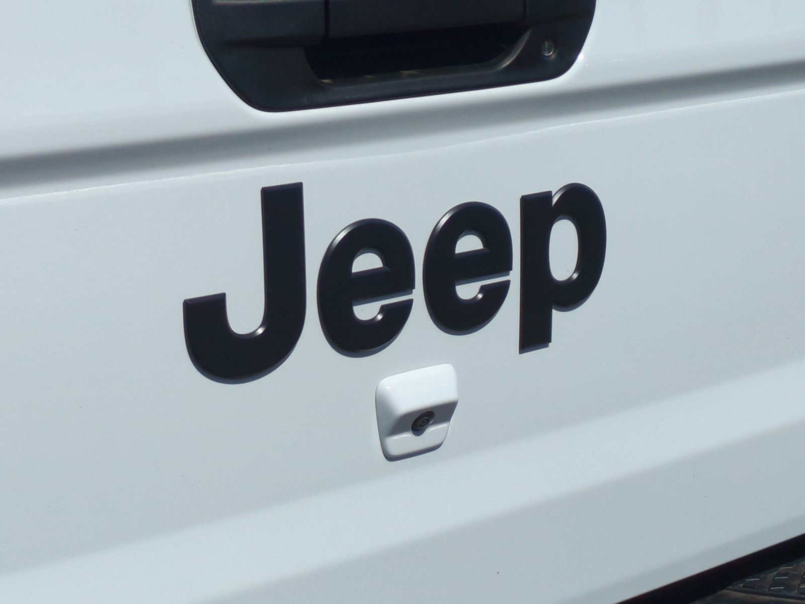New 2026 Jeep Gladiator Sport AWD/4WD image 24
